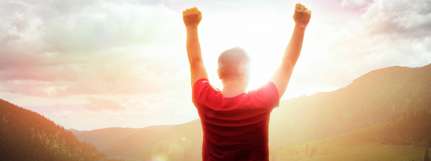 Levántate y resplandece